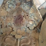 efflorescenze saline al di sotto degli angeli